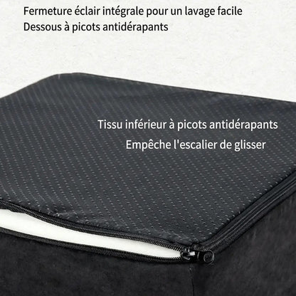 Dessous à picots antidérapants pour empêcher l'escalier de glisser et conception zippée avec fermeture éclair intégrale pour un lavage facile de la housse.